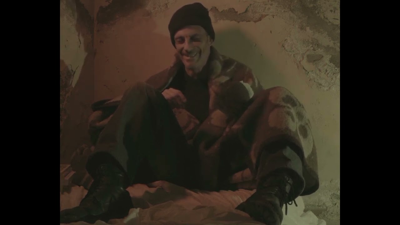 Oculto (remusicalización: Mauricio Carrasco)