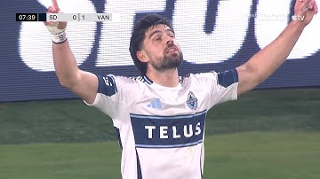Brian White TAKES THE LEAD For Vancouver Whitecaps! | 2025 Audi MLS Cup Playoffs