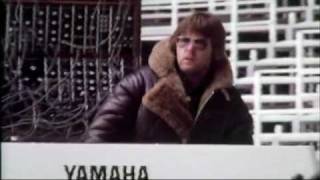 Video thumbnail of "Fanfare for the Common Man - Emerson, Lake & Palmer (Olympic Stadium Montreal)"