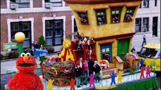 Sesame Street In The Macy’s Thanksgiving Day Parade! (Happy Thanksgiving!) Sesame Street In The Macy’s Thanksgiving Day Parade! (Happy Thanksgiving!)