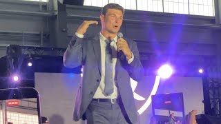 FERNANDO MENDOZA HYPED UP WITH BARON DAVIS AT FACILITY ON DRAFT NIGHT DAY 2; SPEAKS SPANISH TO CROWD