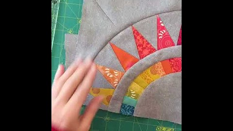 How to paper piece New York Beauty Blocks!