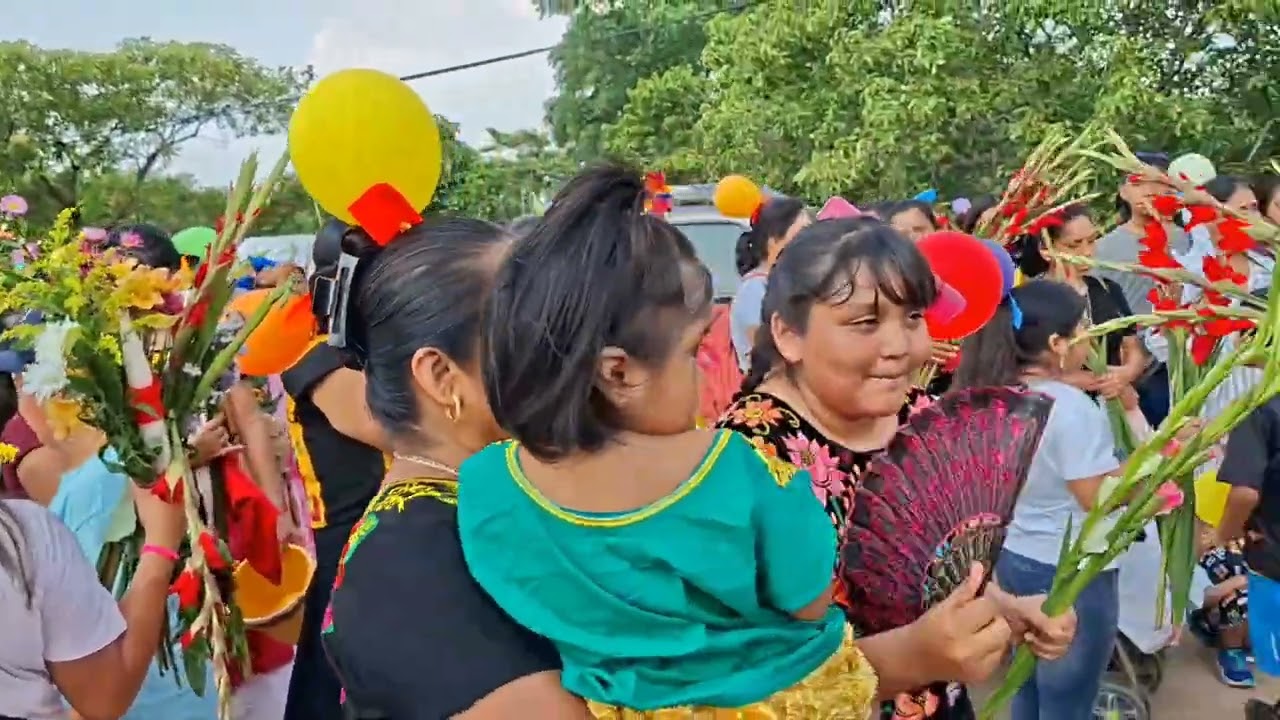 Paseo de flores en santa ana guichicovi oaxaca