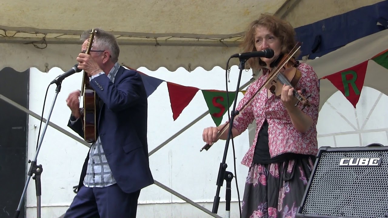 JOHN  HEDGLY  LUTON BUNALOW LIVE CALLY FEST 2019