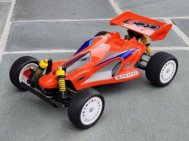 The Tamiya Manta Ray - Another one of my vintage racers - YouTube