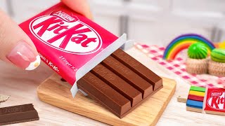 Yummy Miniature KitKat Chocolate Cake Recipe 🌈 Miniature KitKat Rainbow Cake Decorating Ideas 💘