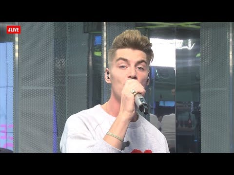 Алексей Воробьёв - Миллионер (LIVE @ Авторадио)