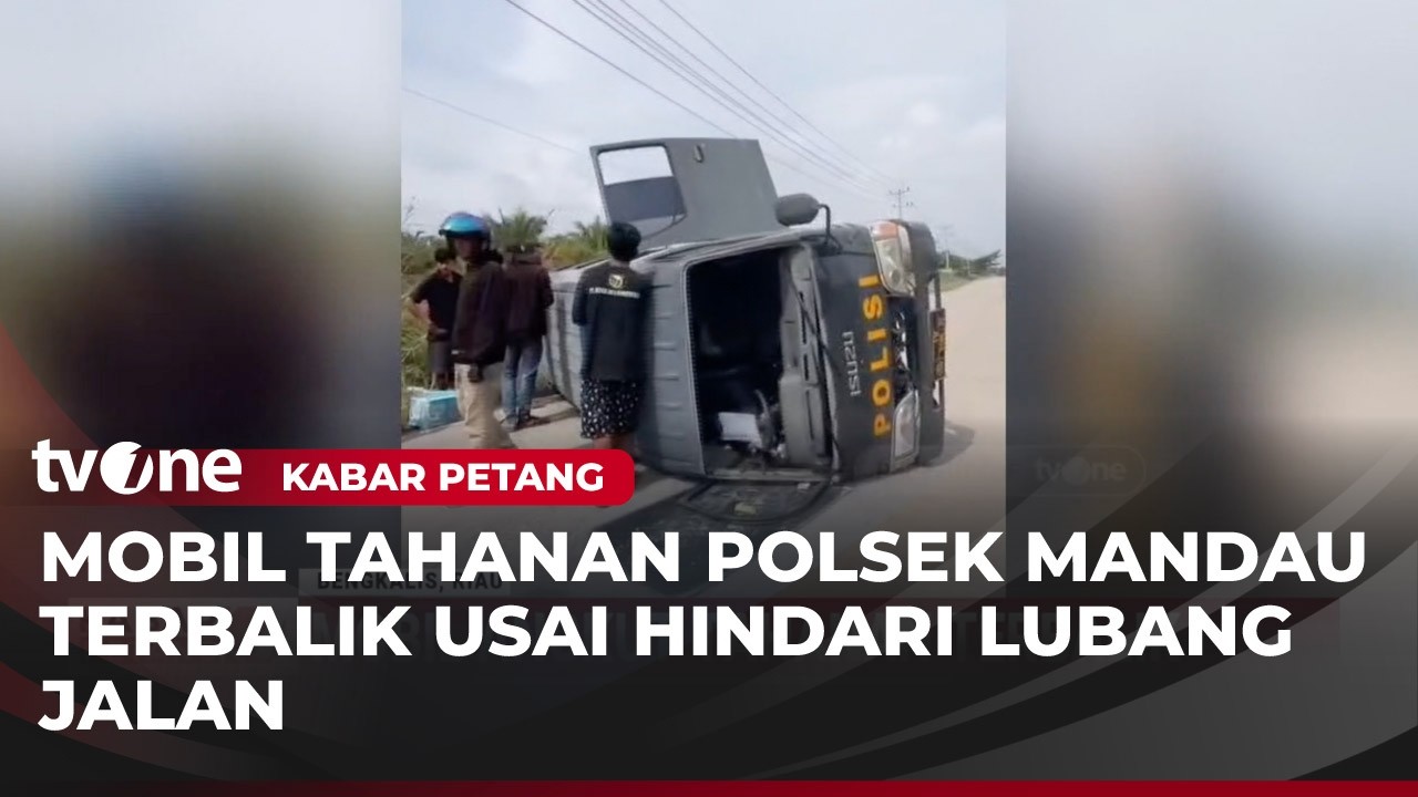Mobil Angkut 14 Tahanan Terbalik di Dumai, 2 Polisi Terluka | Kabar Petang