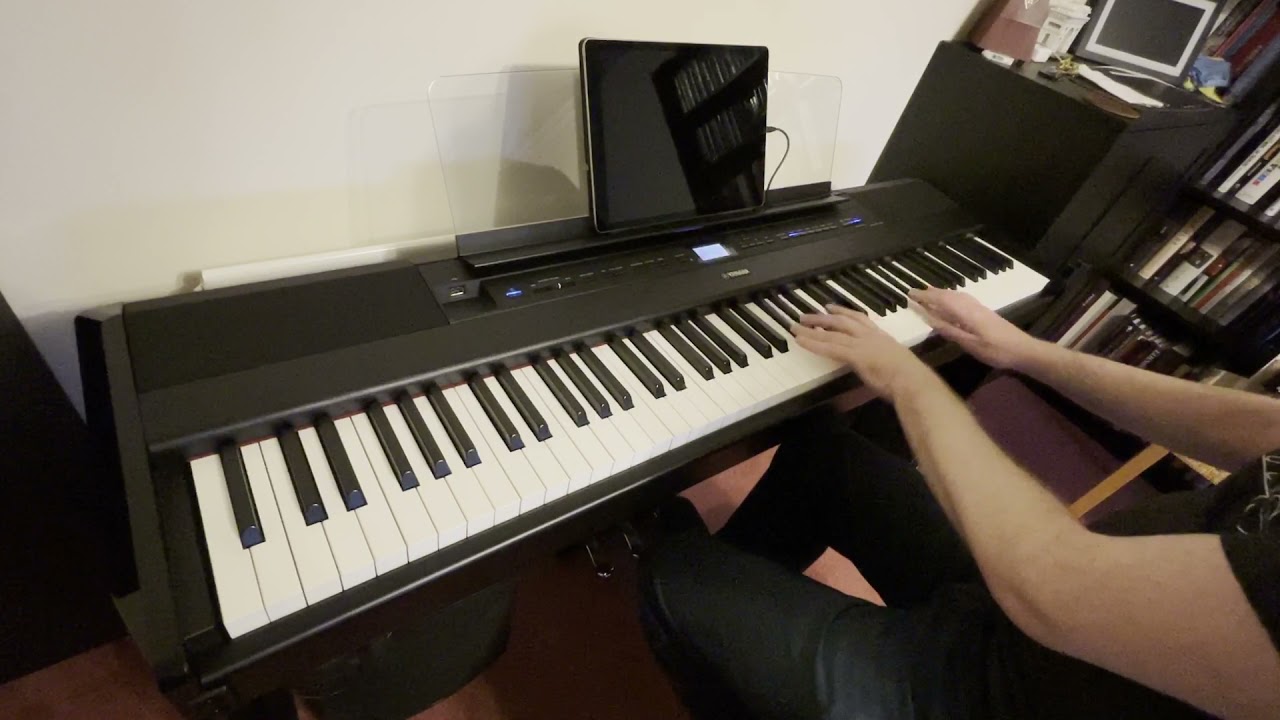 YAMAHA P-515 （ヘッドホン端子破損のため、スピーカーからのみ演奏可