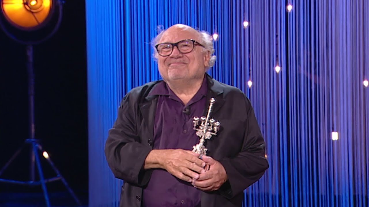 Donostia Award Ceremony Danny DeVito - YouTube