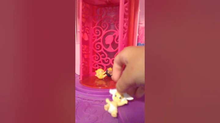 Babysitting the cutest little babies with Libby Lu...
