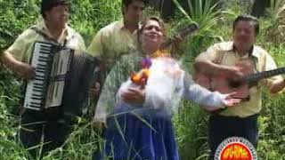 VIOLETA RETAMOZO Las prendas del corazon (Huayno Ayacucho)