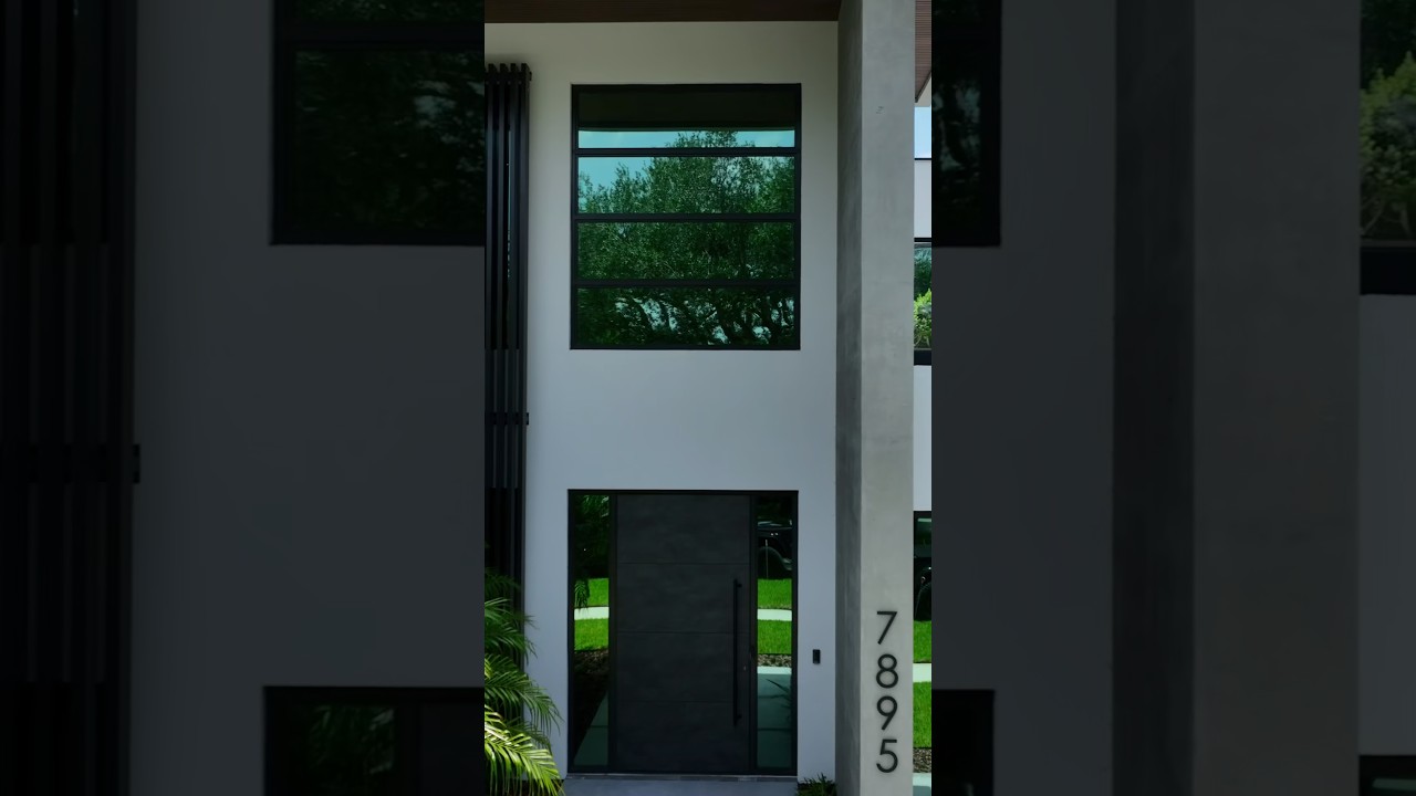 📍 7895 SW 52nd Ct | High PinesOffered at $9,625,000! #miamiluxuryrealestate