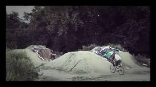 Cottage Grove Bike Park1(Bryan and Colin rolling out the Blue line with some cheesy music and a sweet filter., 2016-09-01T03:00:17.000Z)