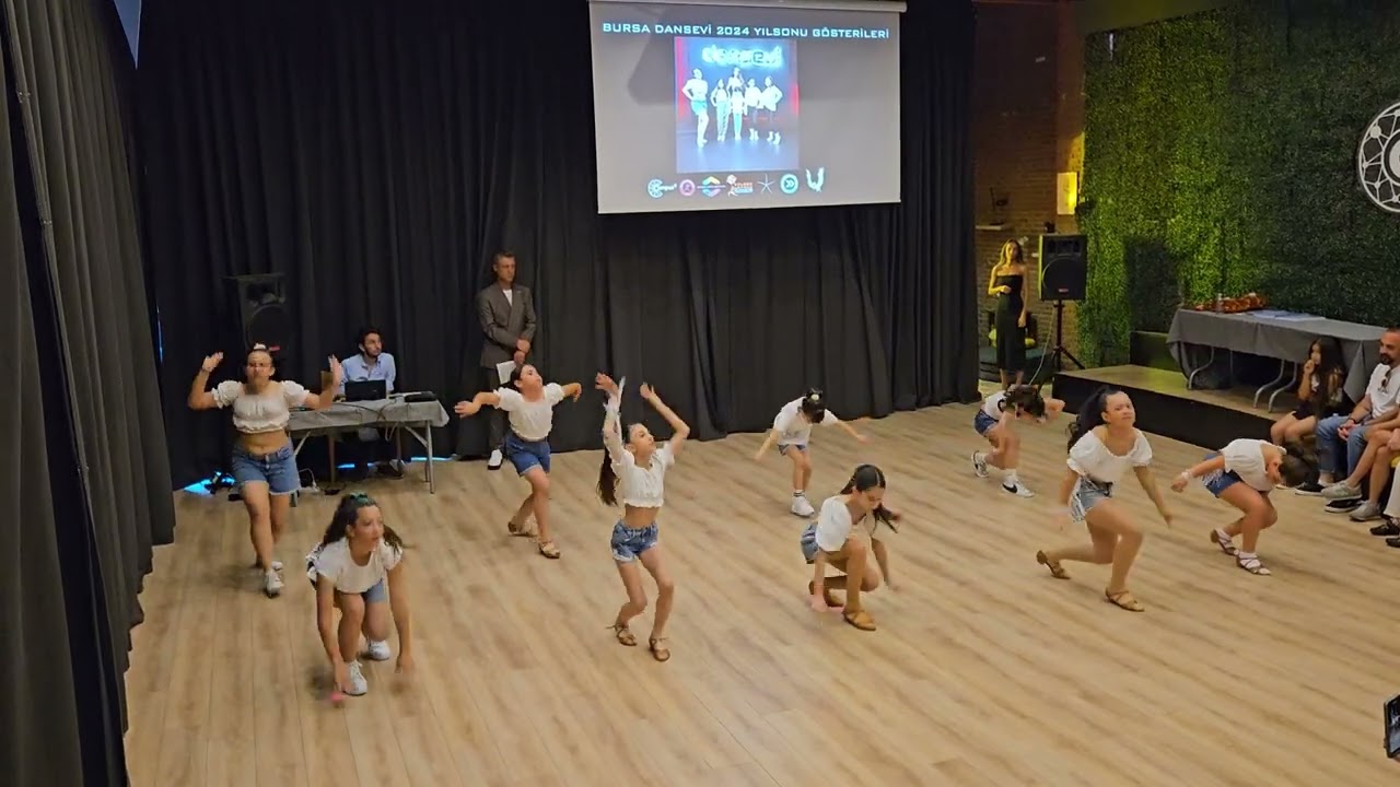 2024 Bursa Dansevi Yılsonu Gösterileri 8