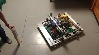 PixyCam 2 Tracks and follows target