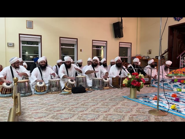 Aarti ~ Ragi Kashmir Singh ~ Pooranmashi Diwan ~ Nanaksar Houston 16/02/22 class=