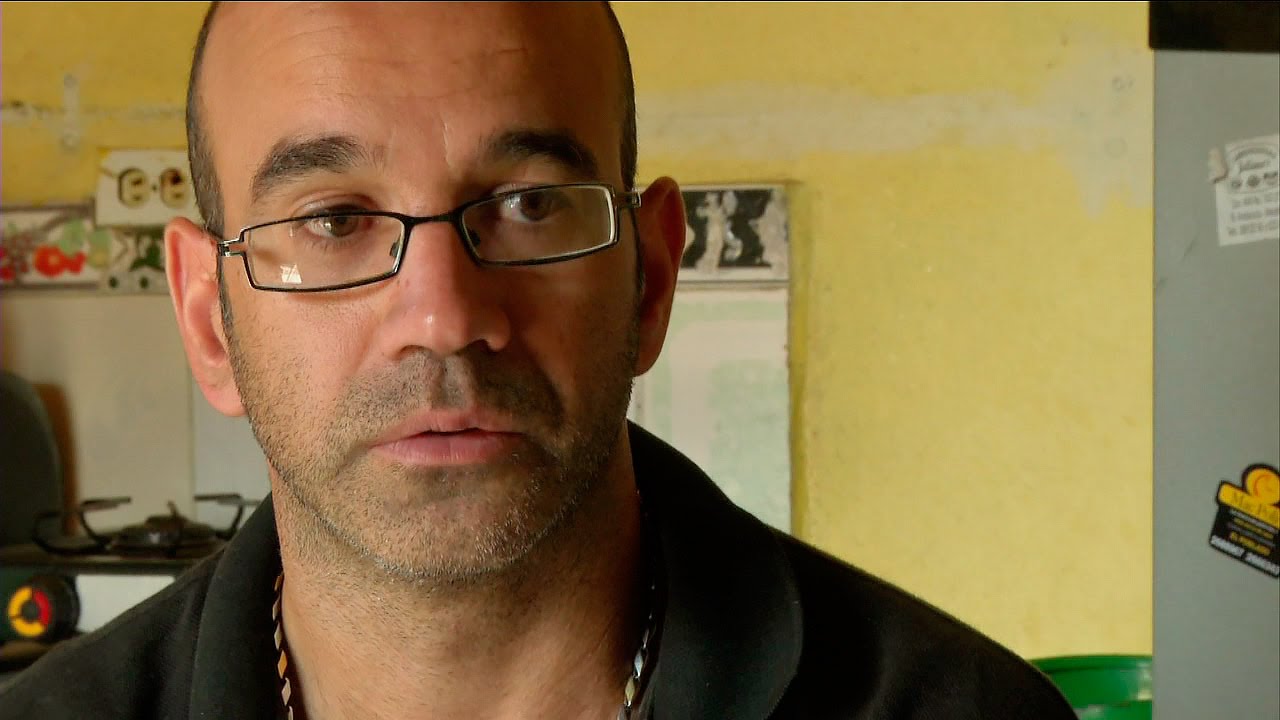 “Los niños son los ‘oídos’ de las bandas” - En Tierra Hostil