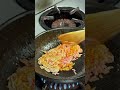 お風呂場で上司に賄いを頼む部下