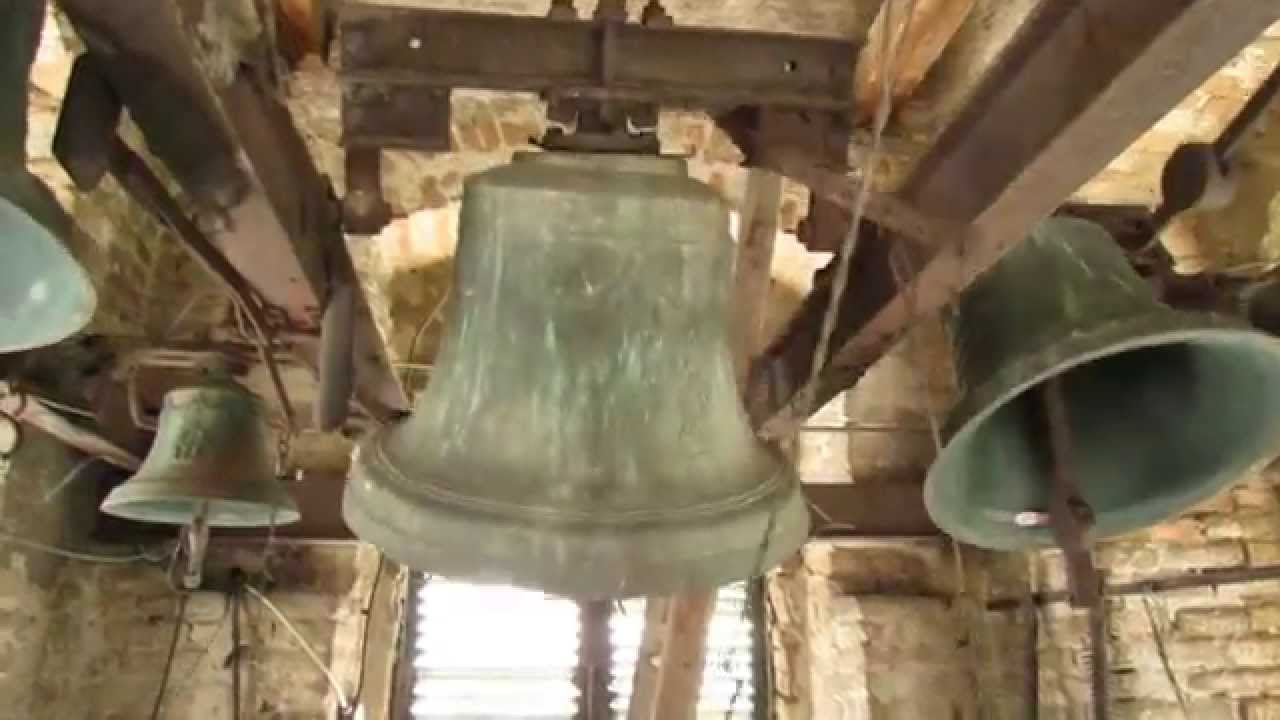 TATAHÁZA (H) - A katolikus templom harangjai / Die Glocken der kath. Kirche