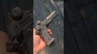 Sig P211 GTO Running a few 3rd strings. This gun is a blast, literally! #SIG #P211 #2a #pewpew #III