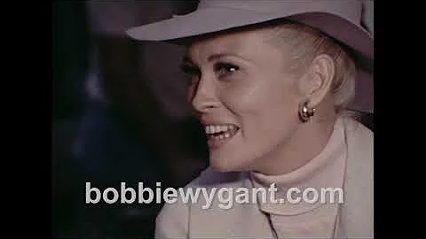 Faye Dunaway for "The Thomas Crowne Affair" 1968 -...