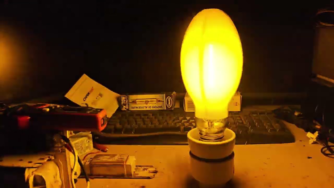 Osram Vialox NAV-E Super 250W warmup, and restart #lightning #light #lamp #лампыдлясветотехников