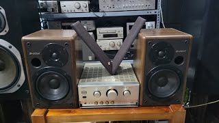 Onkyo A911m stereo system, ideal for listening to classic Vietnamese music, with soft bass and br... screenshot 1