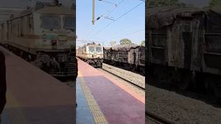 Indian Train Ride 🚆🔥 | Travel Vibes #railway #trending #youtubeshorts #viral #kolkata #shorts