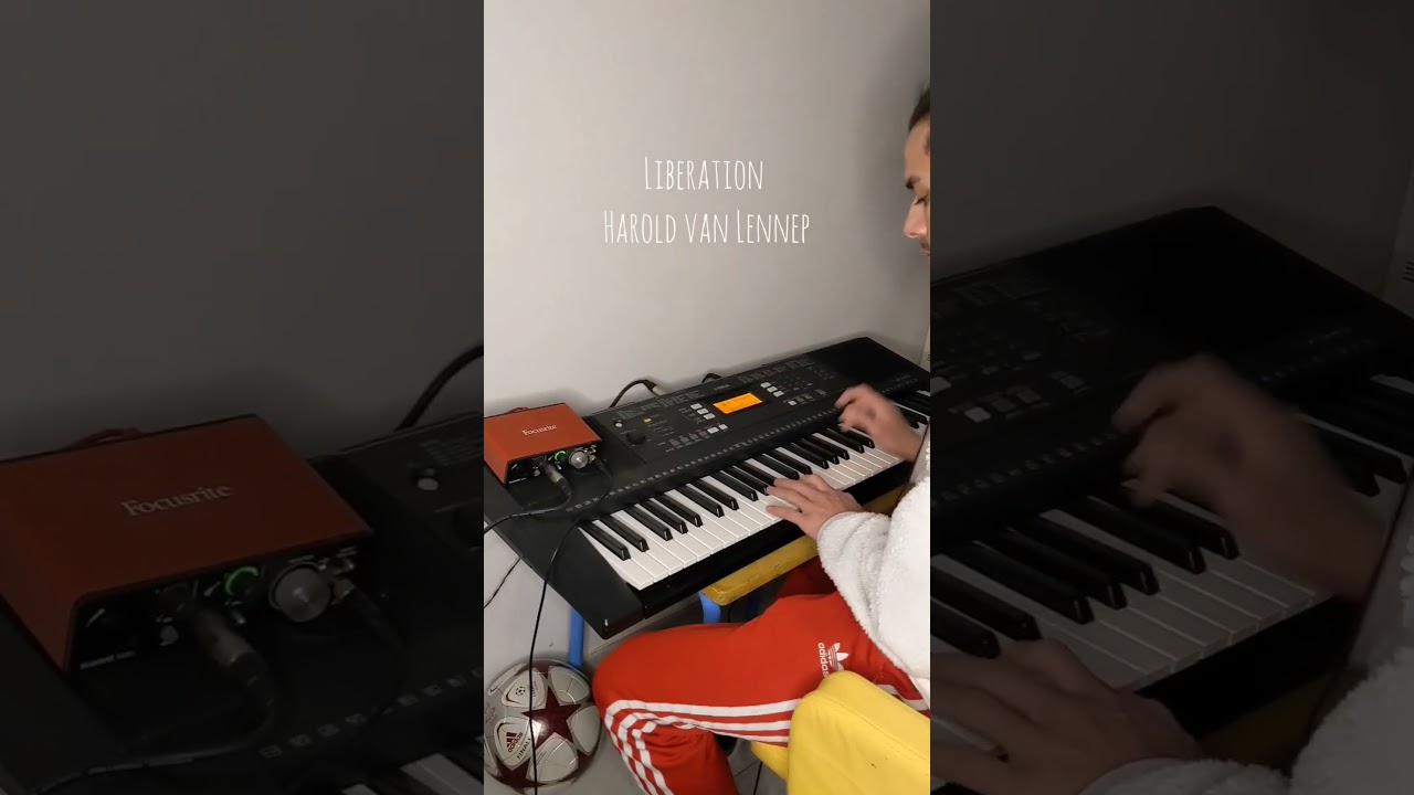 Tonton Liberation - Harold van Lennep piano 🎹 di YouTube Tonton Liberation - Harold van Lennep piano 🎹 di YouTube