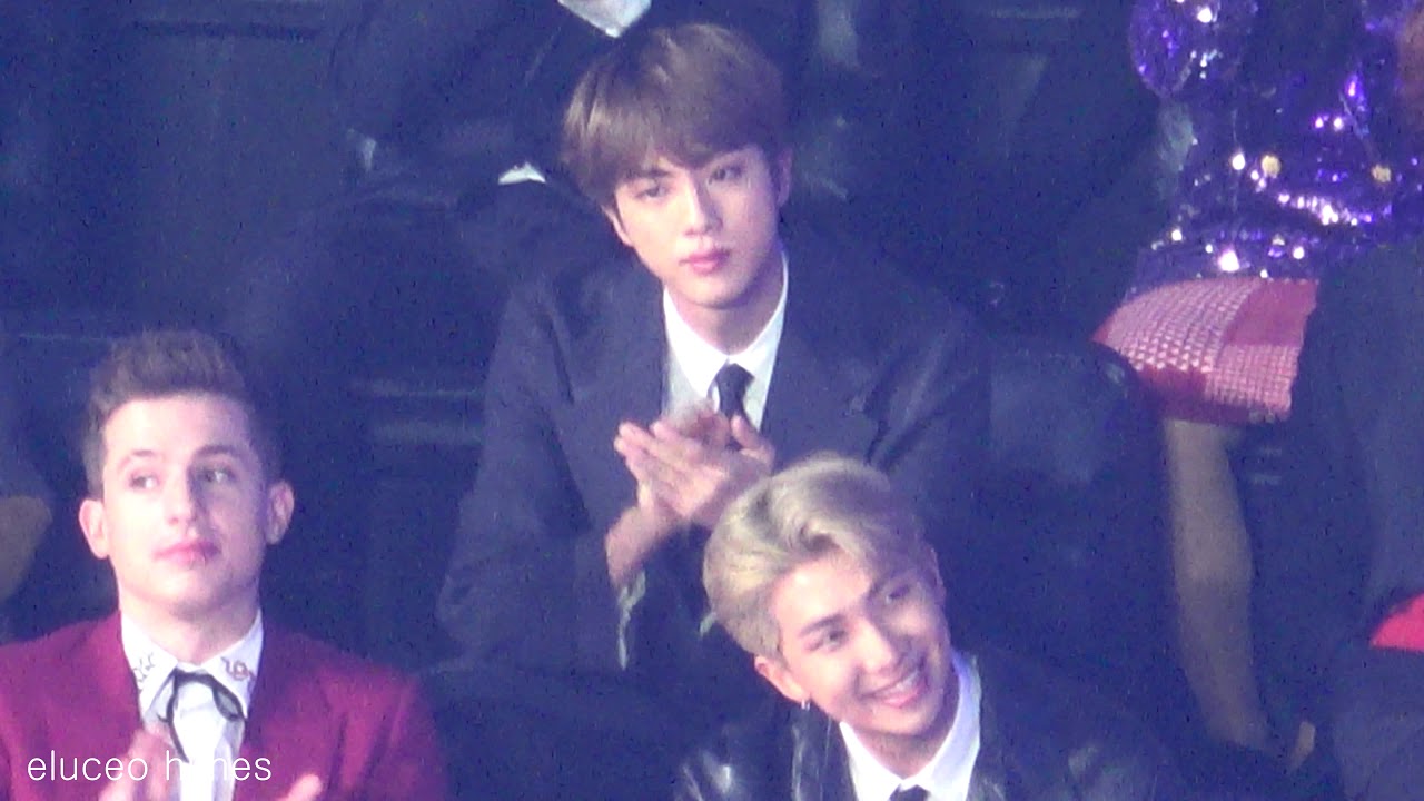 181106 MGA 가수대기석 시상식 즐기는 진 직캠 방탄소년단 BTS Jin FOCUS FANCAM