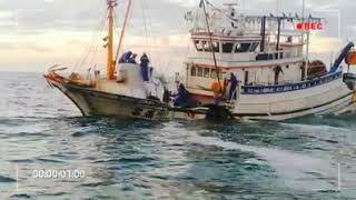 Kapal Kursin Taiwan proses penarikan jaring