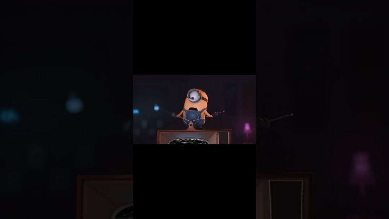 Minions watching Dom Jackson - Pull Up    