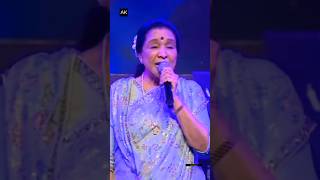 LE GAYI LE GAYI SONG LEGENDARY ASHA BHOSLE LIVE PERFORMANCE #ashabhosle #shorts #trendingshorts