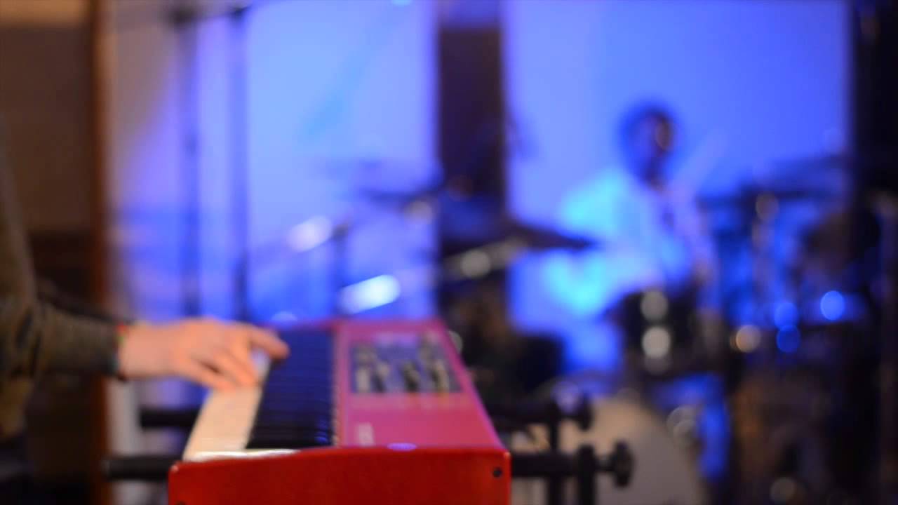 Guarda Transit by Progger su YouTube Guarda Transit by Progger su YouTube