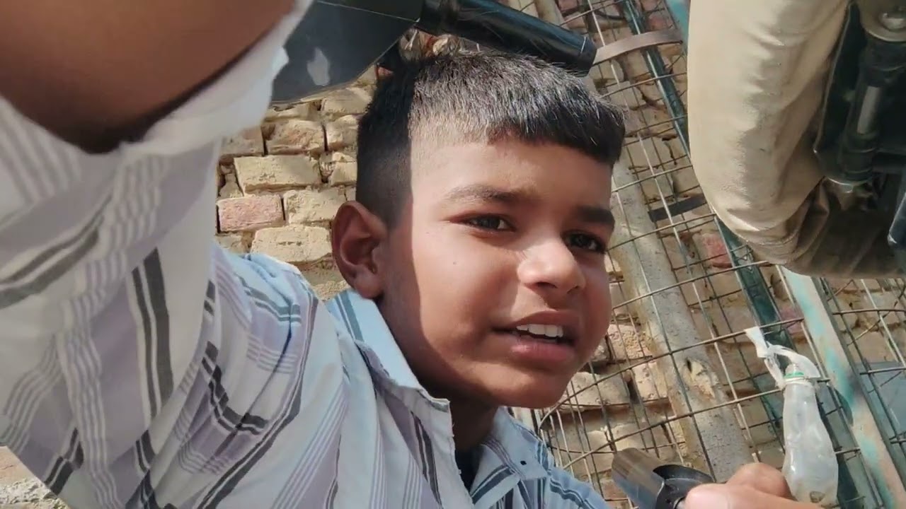 Bail aur bacche ki 🤜🤛 ladai