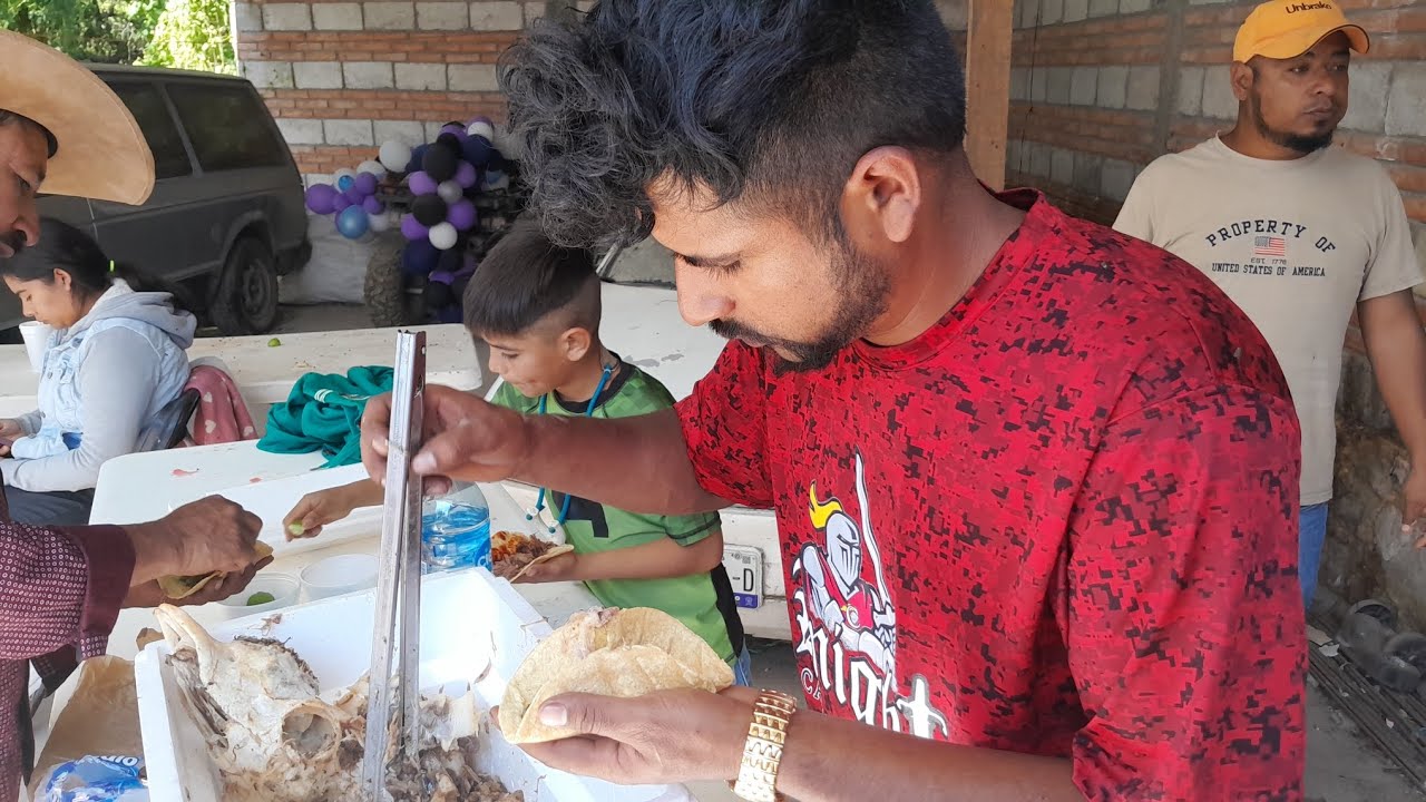 Un Dia en Nuestra Vida en Guanajuato,Mexico #comida #mexico #gringa #barbacoa #fiesta #vlog #video