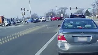 Dash cam footage shows Boone County squad car involved in crash at busy intersection