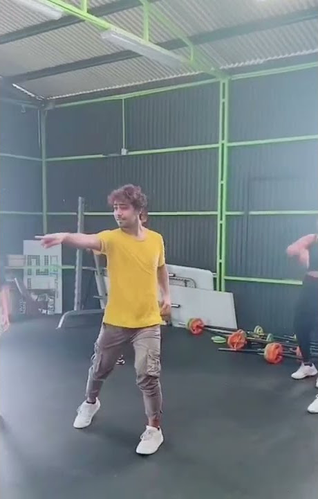 Bole Chudiyan Bole kangna | Dancing with Sheen | Teaching Wedding Choreograher