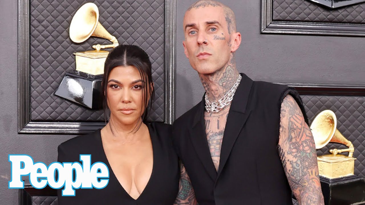 Kourtney Kardashian Marries Fianc Travis Barker in Surprise Las ...