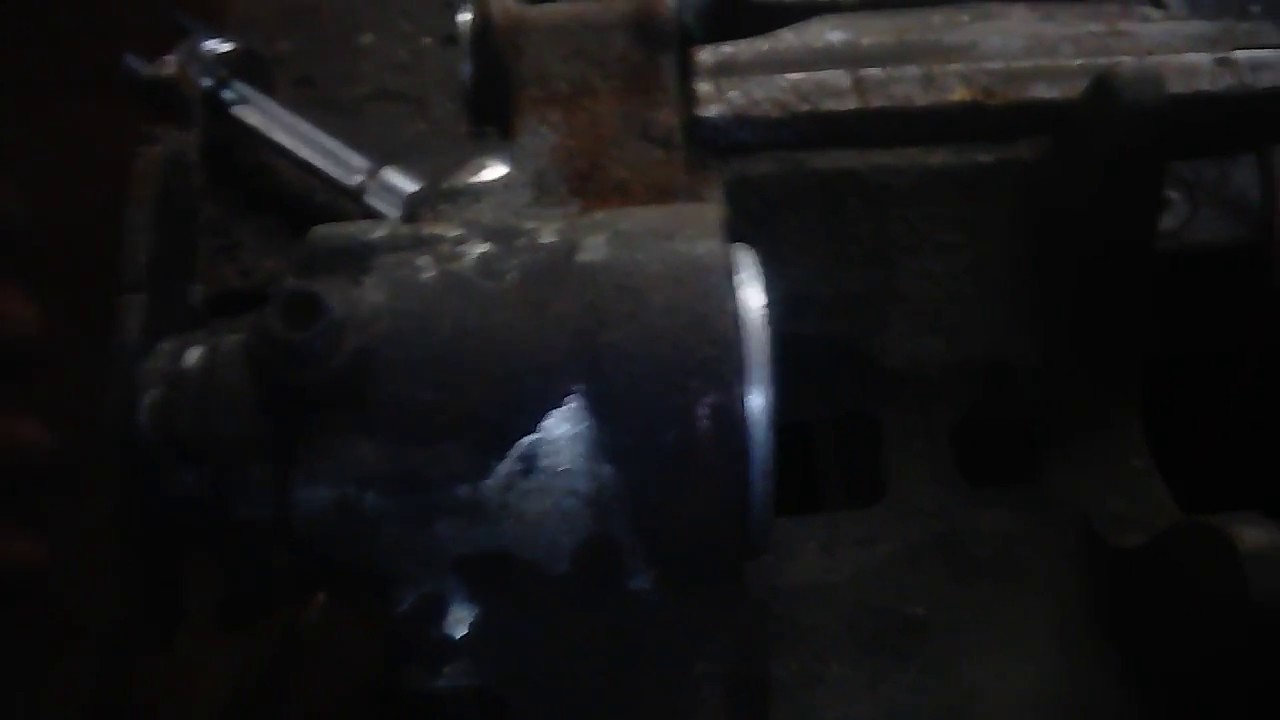 Как вдавить поршень тормозного суппорта. ивеко дейли - YouTube