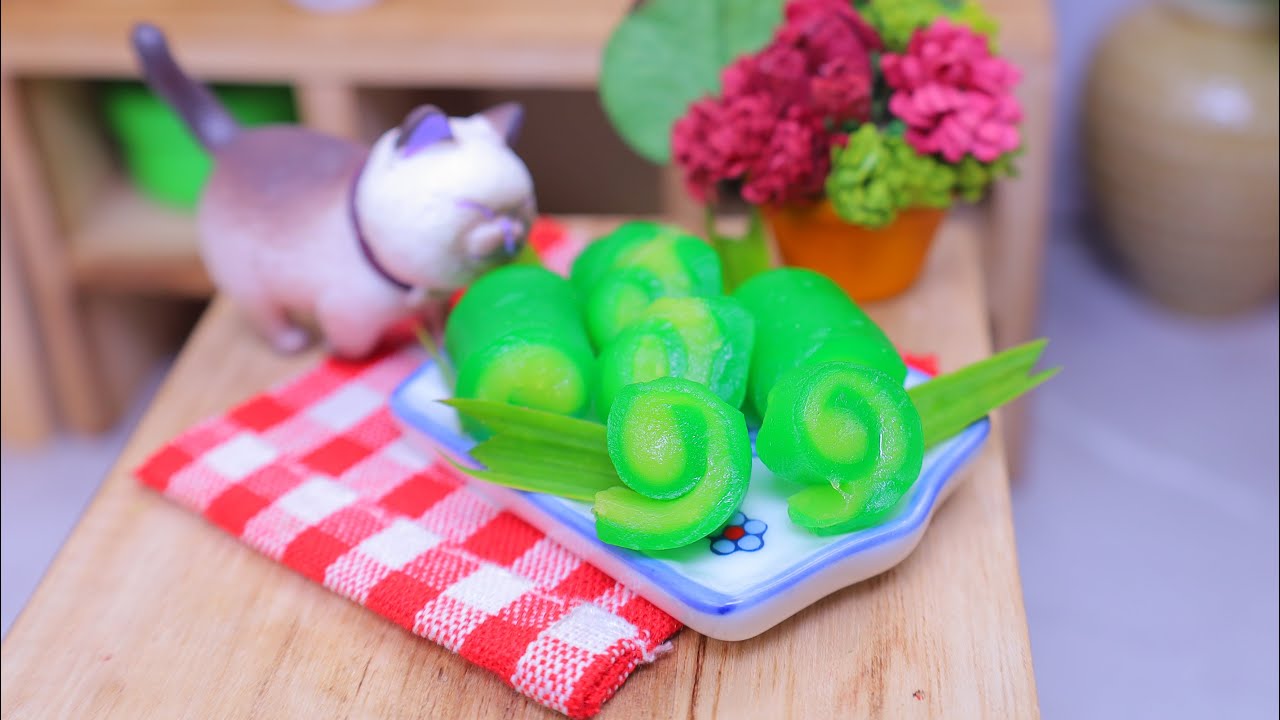 Tasty Miniature Steamed Layer Cake Miniature Hieu's Kitchen YouTube