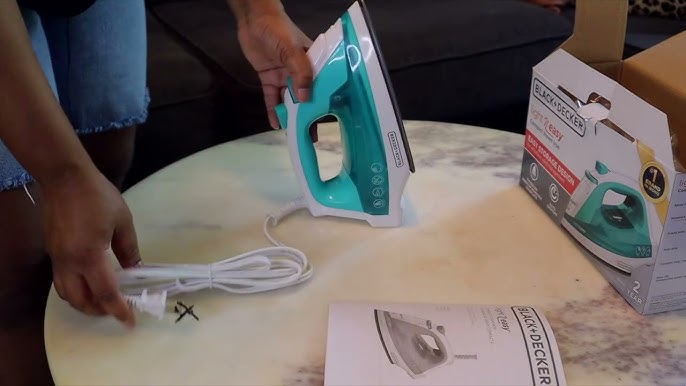 BLACK+DECKER IR1010 Light 'N Easy Compact Steam Iron (REVIEW and How to Use  the Steam Iron!) 