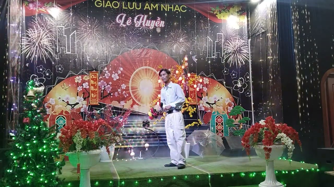 CK:THÀNH PHỐ SAU LƯNG __TB:: QUỐC THÁI 