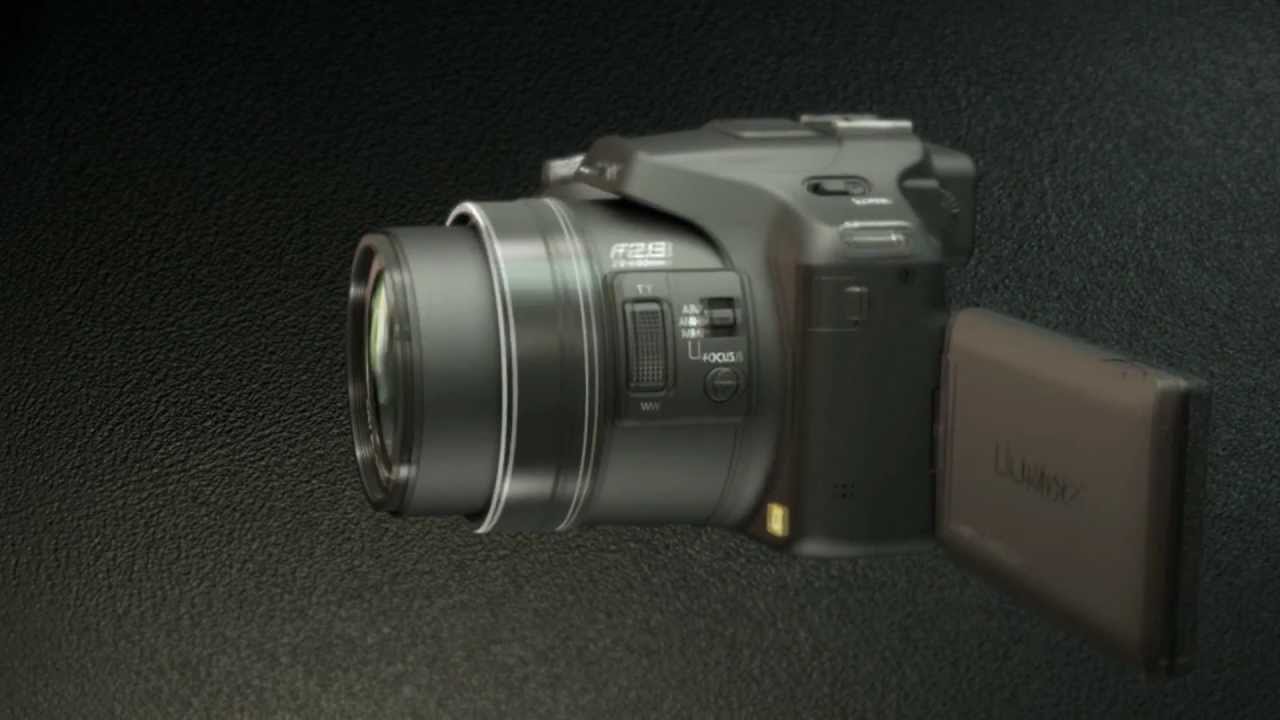 Super-zoom digital camera with full range F2.8 and high