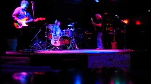 Wallace Creasey & Gardner - Wally Wallbanger (Jame...