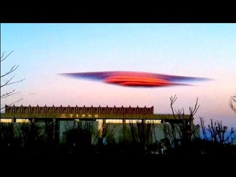 Video: Tšiilis Filmisid Nad Rühma UFO-sid, Kes Viisid Santiago Kohal Läbi Luureteavet - Alternatiivne Vaade