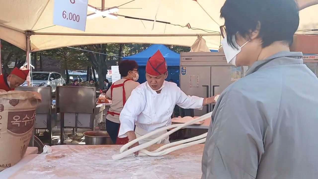 수타면장인 탕탕