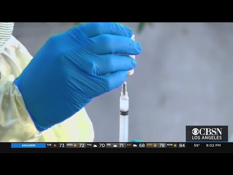 Booster shot confusion as California goes against CDC and FDA reccomendations