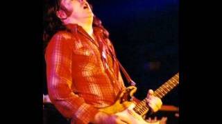 Rory Gallagher - The Devil Made Me Do It (live Newcastle Aug-30-1981)